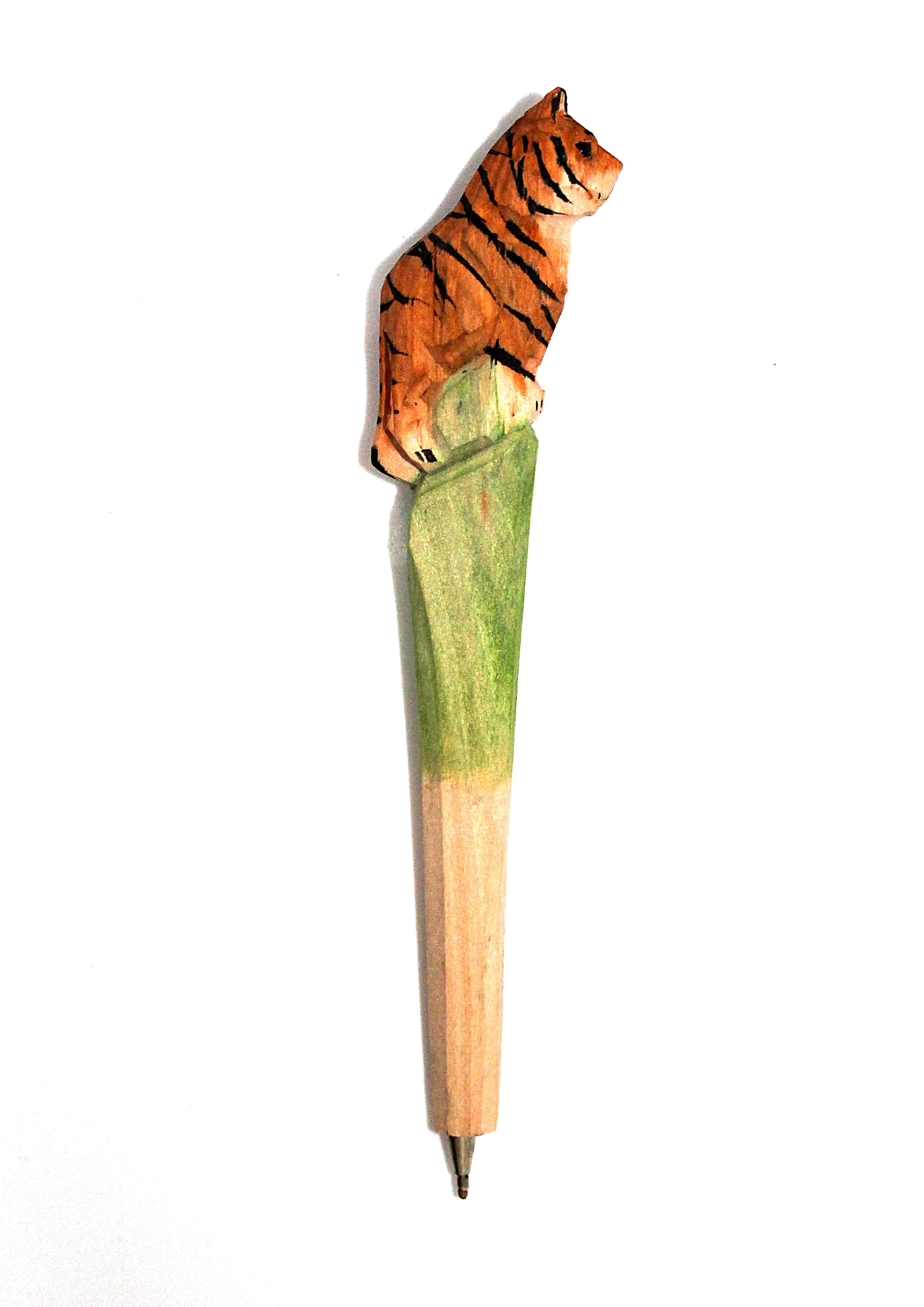 Tiger Sitting Wooden Pen - Wildtouch - Wildtouch